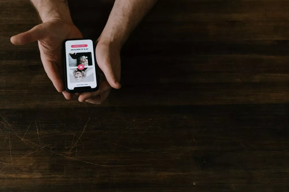 Unpacking Sniffies Apps: A Deep Dive into Real-Time Connection Platforms